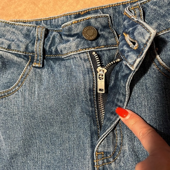 Brandy Melville Y2K ruffled denim mini skirt by J. Galt, size S - Picture 11 of 12